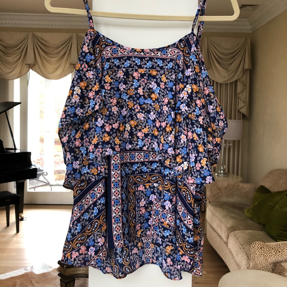 Floral Boutique Cold Shoulder Tank Top